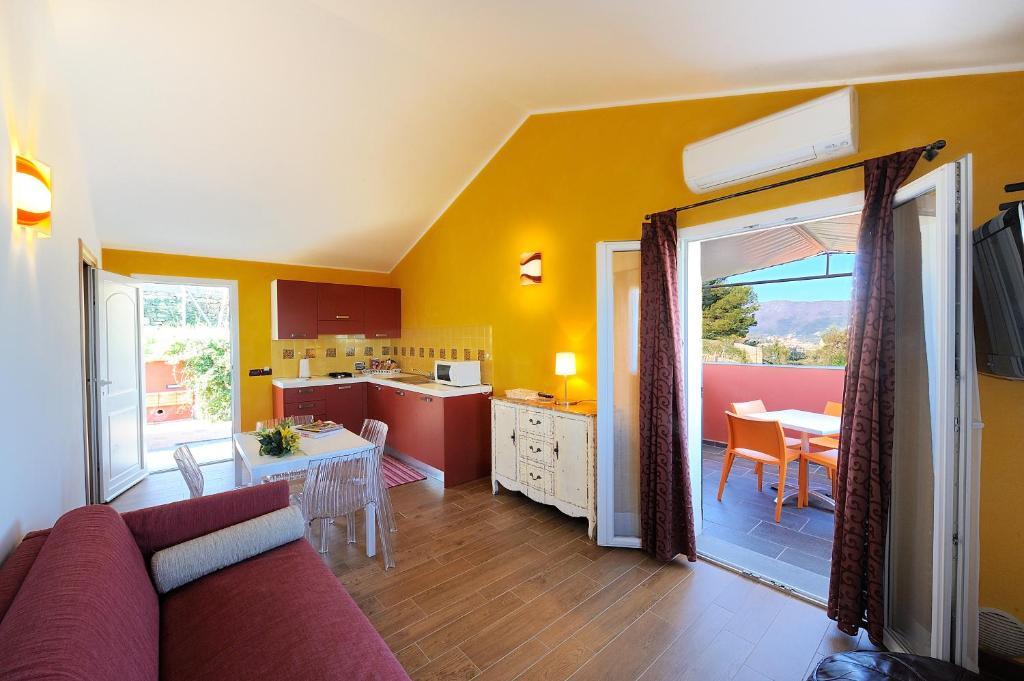 Poggio Dei Gorleri Villa ดิอาโนมารีนา ห้อง รูปภาพ