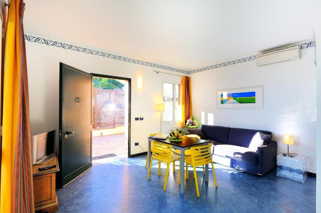 Poggio Dei Gorleri Villa ดิอาโนมารีนา ห้อง รูปภาพ